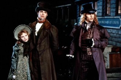 ​吸血鬼鼻祖重登银幕，百年IP却拍砸了？