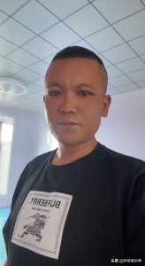 ​百万网红铁哥我来了团队老栽因病去世，生前患重度肝硬化依然喝酒