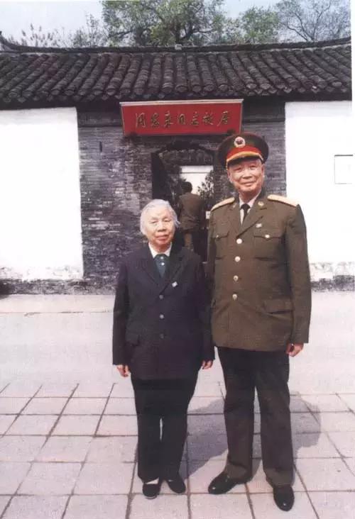 悼念张震（最后开国中将张震的情感世界）(7)