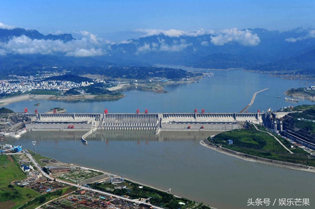 世界十大水电厂排行榜,3处在中国,排在第一的更是国人的骄傲