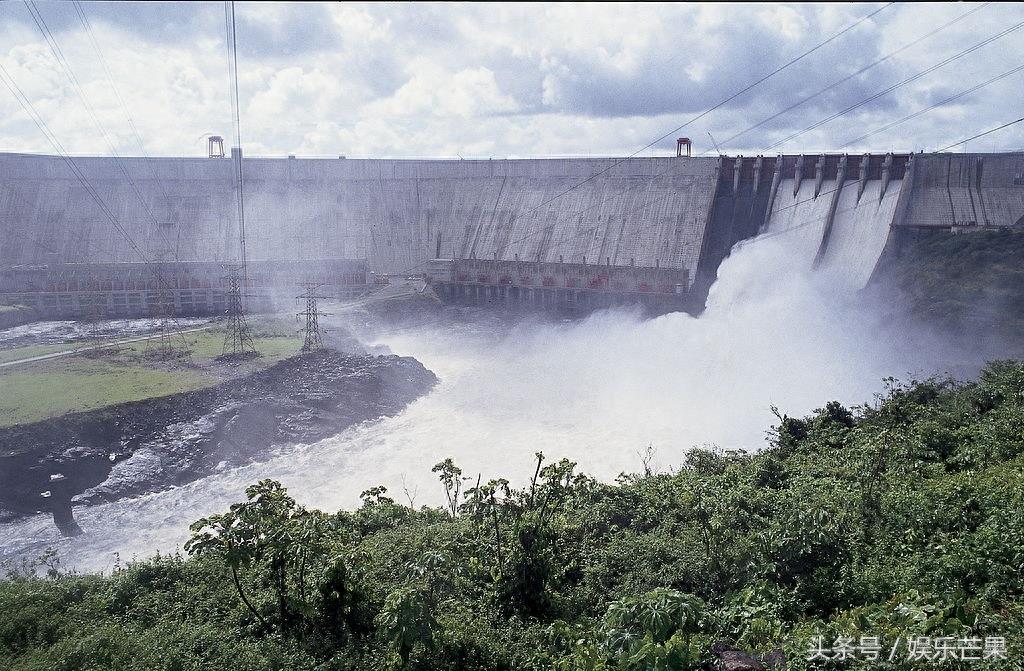 世界十大水电厂排行榜,3处在中国,排在第一的更是国人的骄傲
