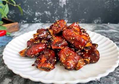 ​糖醋排骨怎么做？大厨告诉你：记住1234秘诀，色泽红亮，酸甜可口