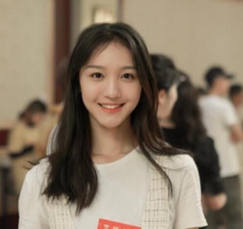 陈小纭个人资料及年龄 陈小纭性感图片