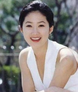 ​韩国90年代女神沈银河，悔婚豪门，过服安眠药
