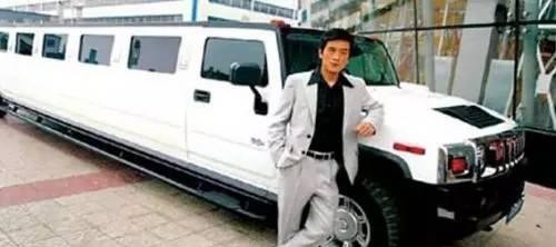 杨子为什么要打黄圣依（夏河都怕被杨子追杀）