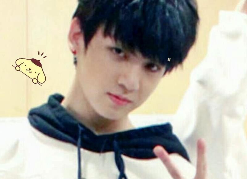 新娘出小区被保安拦开口要4条烟（新娘出小区被保安拦开口要4条烟 不然不能走）