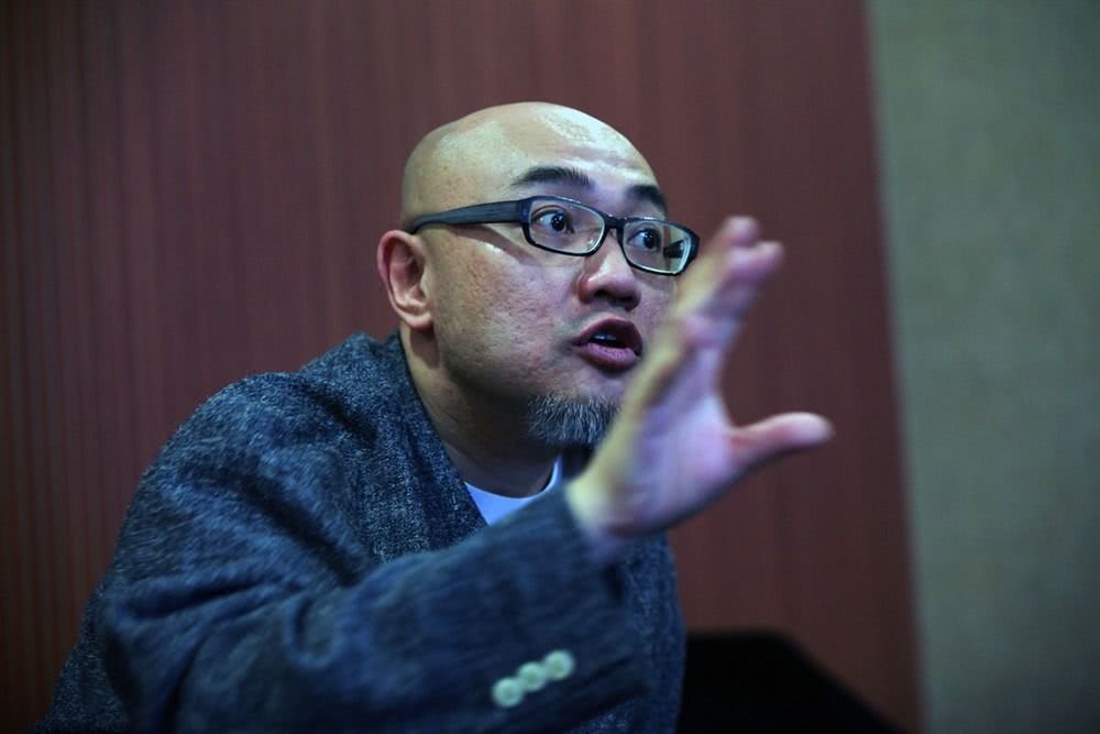 张炭个人资料写真作品