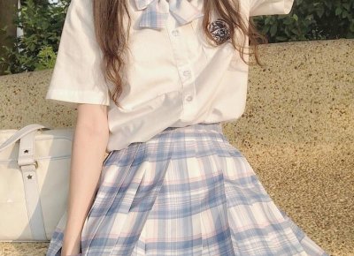 ​与其风雨中逃避，不如雷电中舞蹈