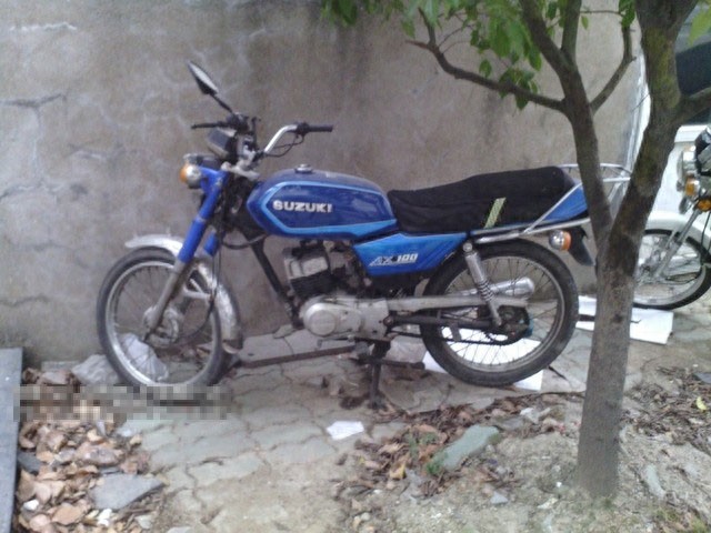 收拾乡下老仓房，发现多年的金城AX100，当初为买一台在井下挖煤两年