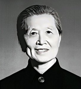 ​她的丈夫是王震将军，孙媳妇是叶帅的孙女，王季青的一生成就不凡