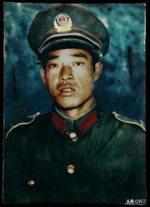 ​二后生挖眼睛