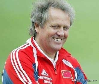 里皮又走了，国足历任主教练一览，到底谁能拯救中国足球？