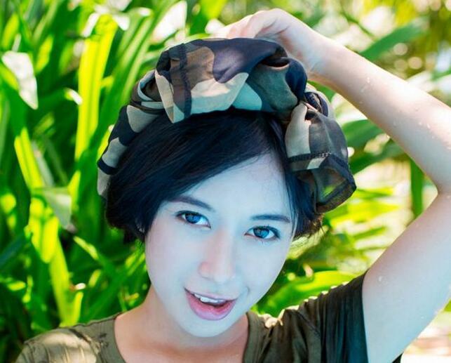 黄可个人资料写真照 魔性舔屏舞蹈怎么回事