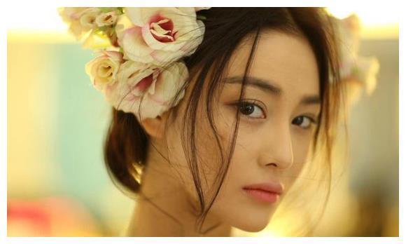 张馨予在何捷心中是一个宝,问及曾经“黑历史”他的回答霸气十足