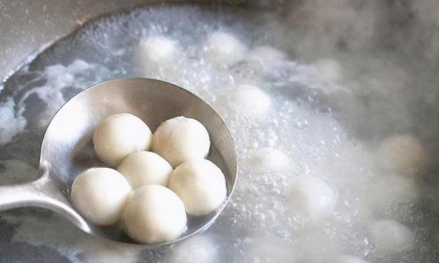 正确煮速冻汤圆的方法(记住不要水开后下锅)(6)