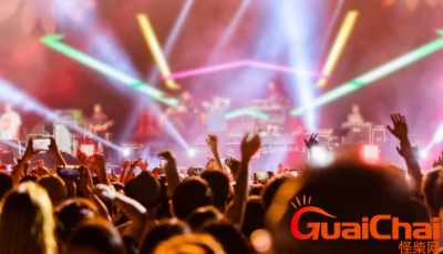 ​5000人以上演出活动必须实名制！大家快来抢周杰伦演唱会门票了！