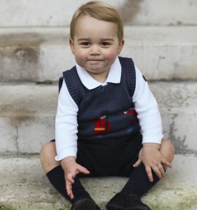 路易小王子近照曝光,长相呆萌可爱到爆,小表情实力抢镜