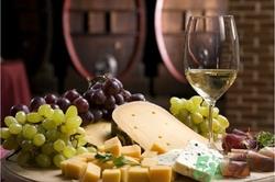 做葡萄酒用白糖好还是冰糖好?做葡萄酒的方法步骤 做葡萄酒用白糖好还是冰糖好?做葡萄酒的方法步骤