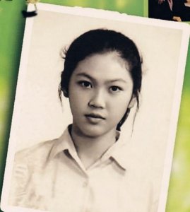 ​直击最美总理英拉照：图6为其选美照，图11是她与徐峥的合照