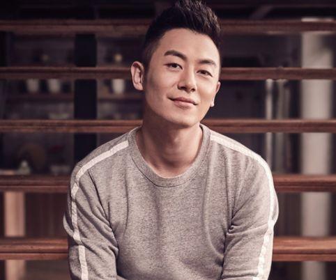 她因戏生情，三年生两女，被称为最干净女星，今老公红得一塌糊涂