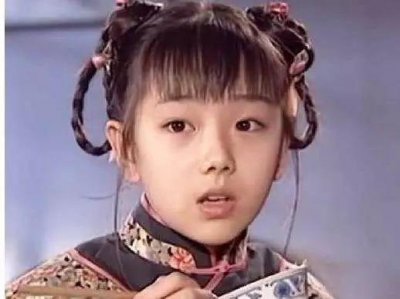 ​《还珠》小鸽子，6岁出道，13岁巅峰时隐退，31岁皈依佛门