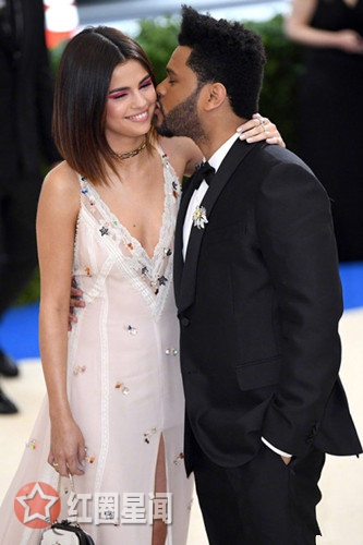 盆栽哥把赛琳娜生命看得有多重 盆栽哥diss赛琳娜被比伯打脸