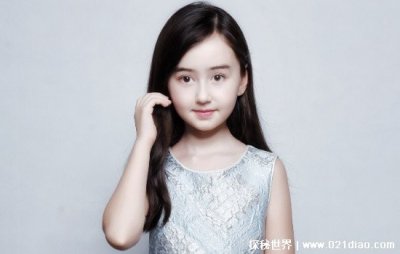 ​最漂亮的混血小女孩，蔡书雅(中英混血美的像小天使)