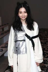 ​最美星二代！邱淑贞大女儿曝光，颜值逆天却无心涉足娱乐圈