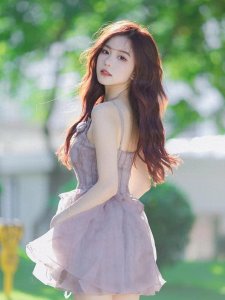 ​“剪刀手”不要摆，这8个手的摆拍姿势，一个比一个简单、好看