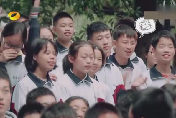 《少年说》初中女生上台表白,说出表白对象后,所有人都惊呆了!