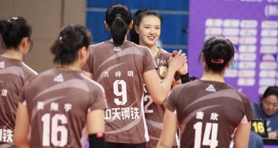 ​3-1，3-0！天津女排虽胜犹败，恭喜江苏女排再夺一冠