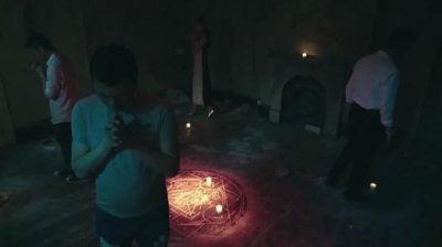 ​民间灵异恐怖死亡游戏，容易遇鬼的6种通灵游戏(不要轻易尝试)