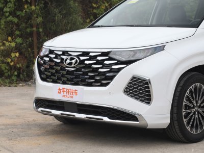 库斯途后备箱尺寸多大？和传祺E8荣耀版哪个更值得买