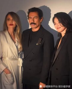 神仙同框！安吉丽娜·朱莉、舒淇亮相上海活动，一白一黑西装真美神