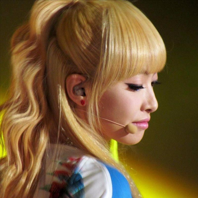 宋茜全开麦唱跳太惊艳 | 天生爱豆、水土不服?不温不火太可惜