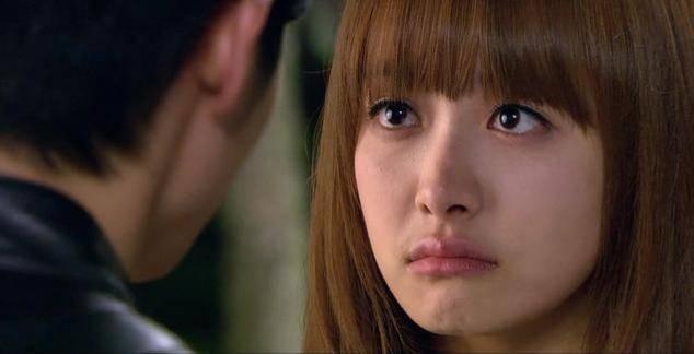 宋茜全开麦唱跳太惊艳 | 天生爱豆、水土不服?不温不火太可惜