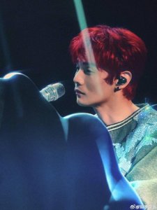 李荣浩被回旋镖？吴向飞称李荣浩曾唱其写的歌没给钱