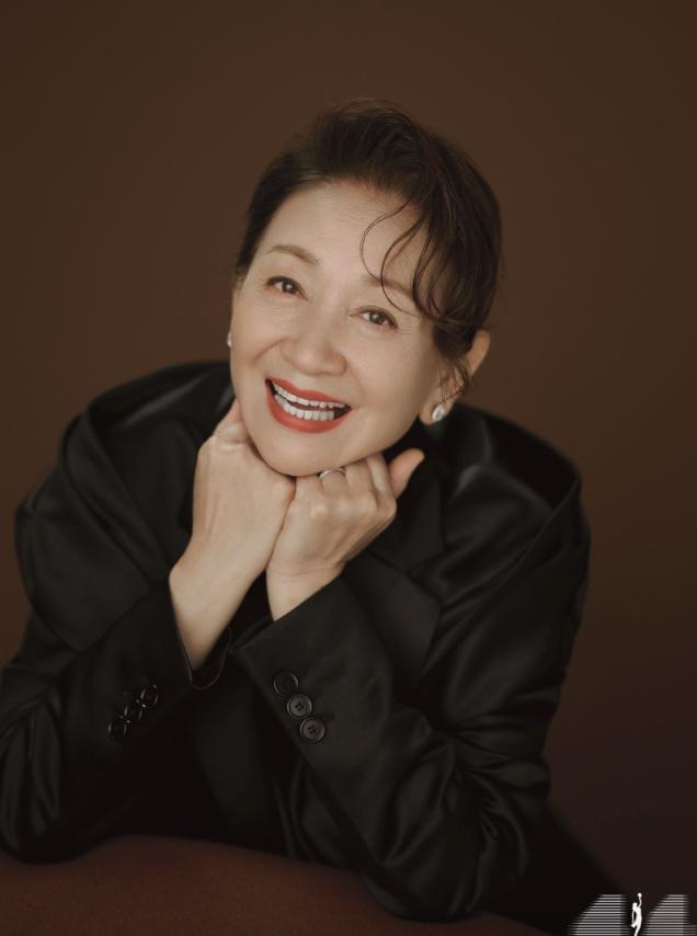 香港金像奖女配“神仙”打架：惠英红卫诗雅两大影后对撼，新人邓涛双料入围