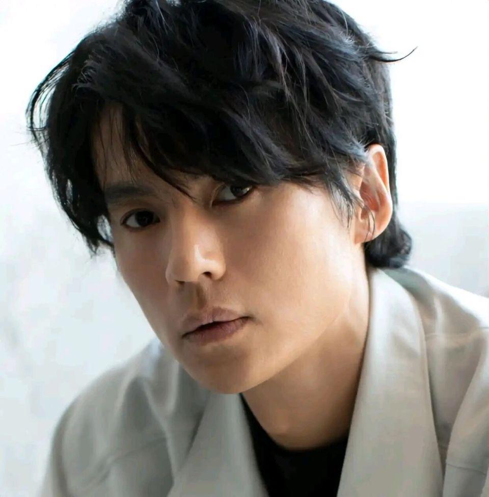 张婉婷老公宋宁峰被曝婚内出轨，还带着女儿约会！三方闹剧太狗血