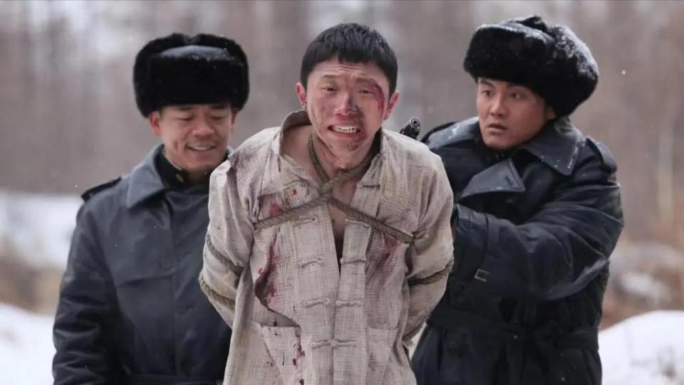 《冬去春来》他半路出家，颜值不高却不输科班，老婆漂亮儿女双全