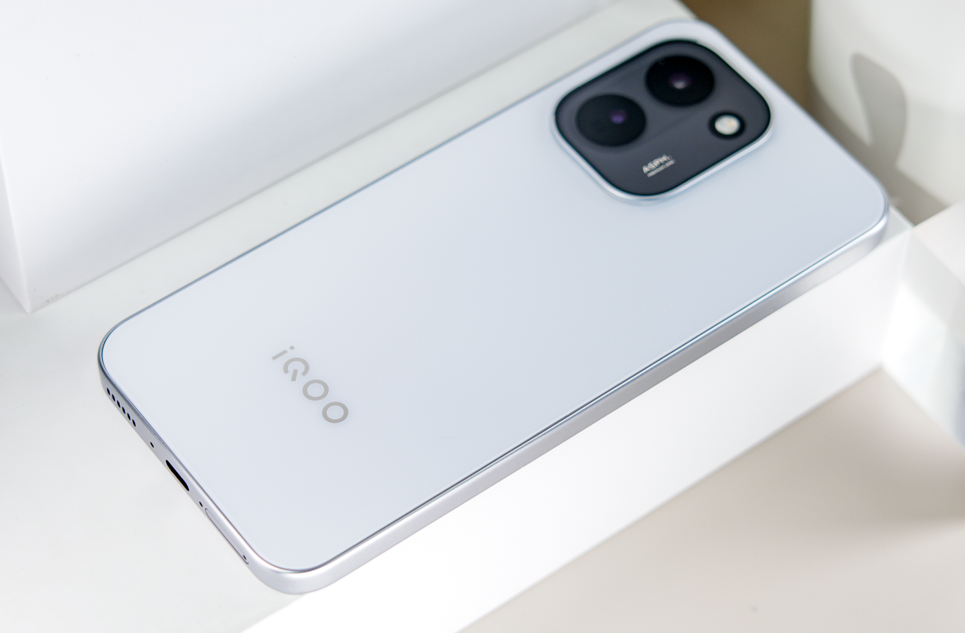 iQOO Z11评测:性能续航小超人再进化