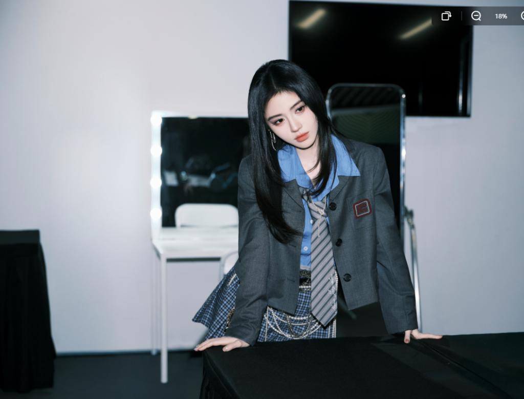 热搜第一，鞠婧祎被实名举报偷税漏税！本人最新发文只宣传新剧未回应举报