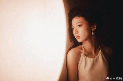 单依纯最该害怕的，不是李荣浩