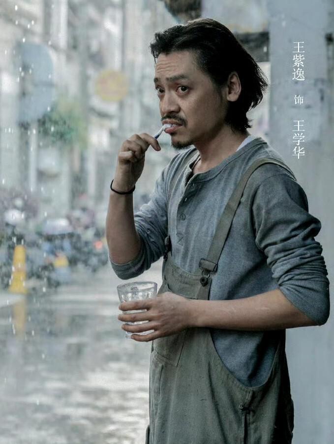 新片首日票房仅24万，杜琪峰都带不动，这位“资源咖”藏不住了