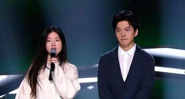 李健的忠告,单依纯是一句没听进去