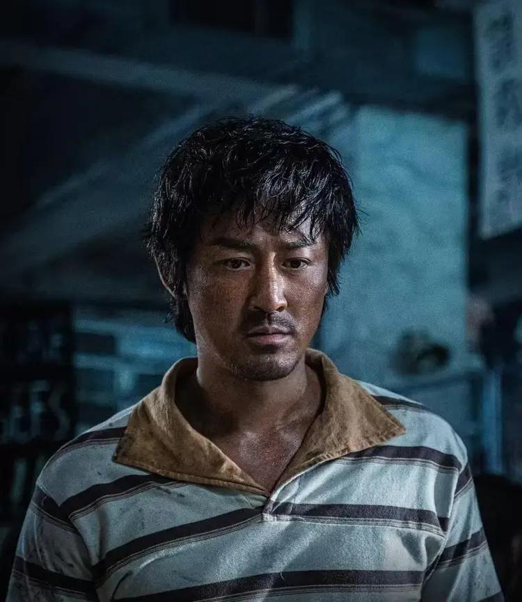 这才是真父爱！林峯带女儿看片场真相：星二代也得知道生活不易