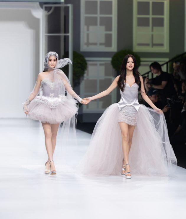 上海这天,赵露思身材傲人,被张萌吓一跳,满头银发的雪姨赢麻了