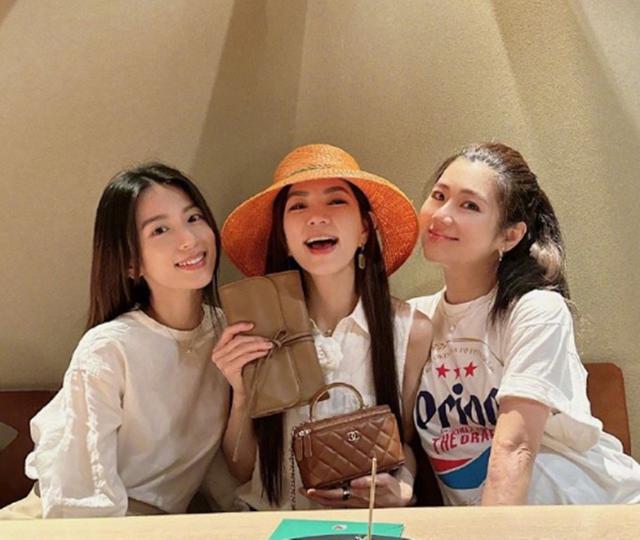 SHE合体庆生，回归家庭的任家萱状态大变，三人差距一目了然