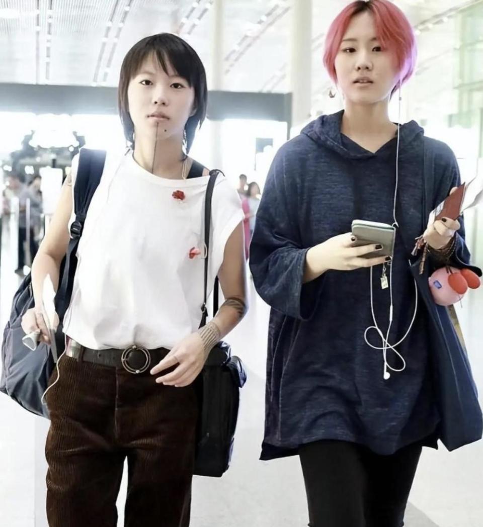 “外甥像舅,侄女像姑”的俗语,在谢振轩和窦靖童身上具象化了