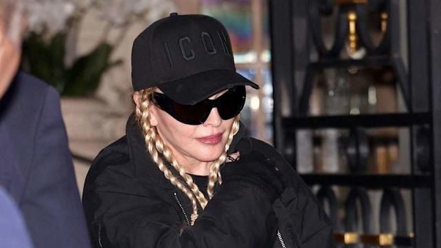 67岁麦当娜整容近照吓坏全网:面部浮肿如蜡像,粉丝泪崩求别再动脸